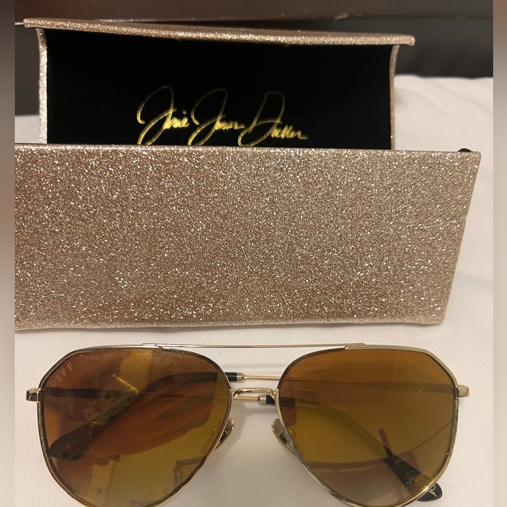DIFF eyewear x jesse James decker
